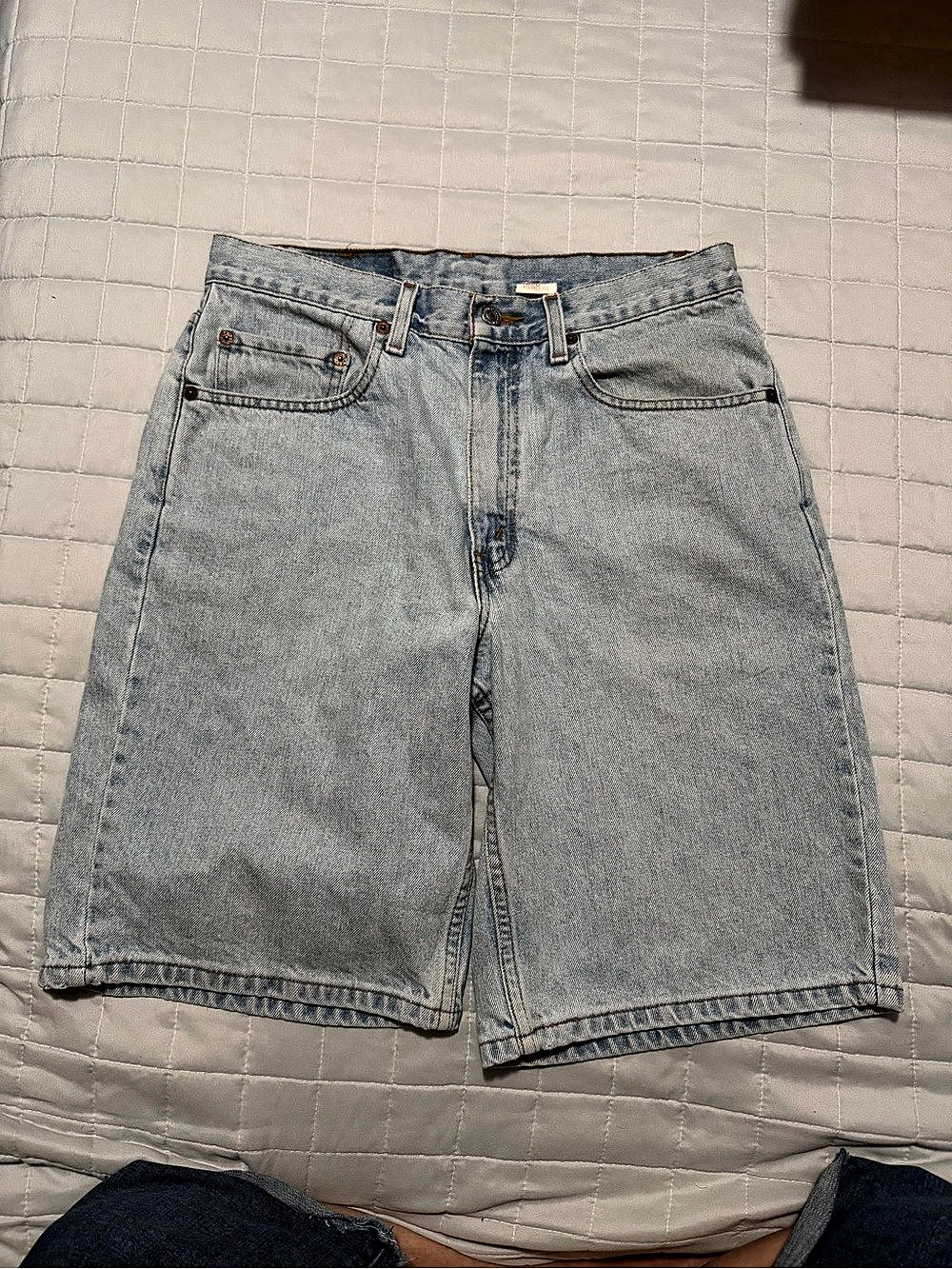 Vintage 12/98 Levi's 550 Relaxed Fit Denim Shorts Men's Blue Jean Shorts 32